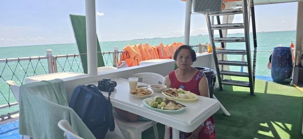 Dancer Cruise Cancún – Hora De Comer A Bordo